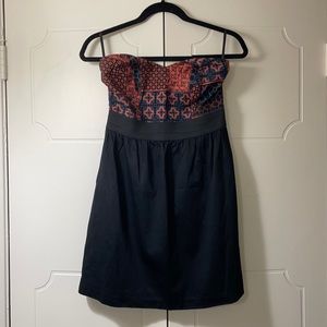 STRAPLESS POCKET DRESS